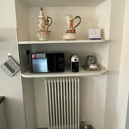 Dora Apartment *
